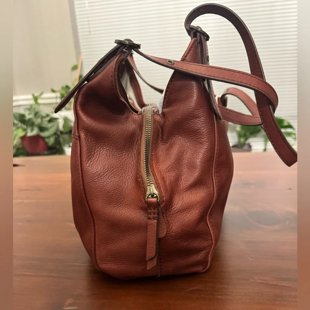 America Leather CO Cameron Triple Entry Shoulder bag in Cordovan Smooth Leather. - Picture 4 of 9